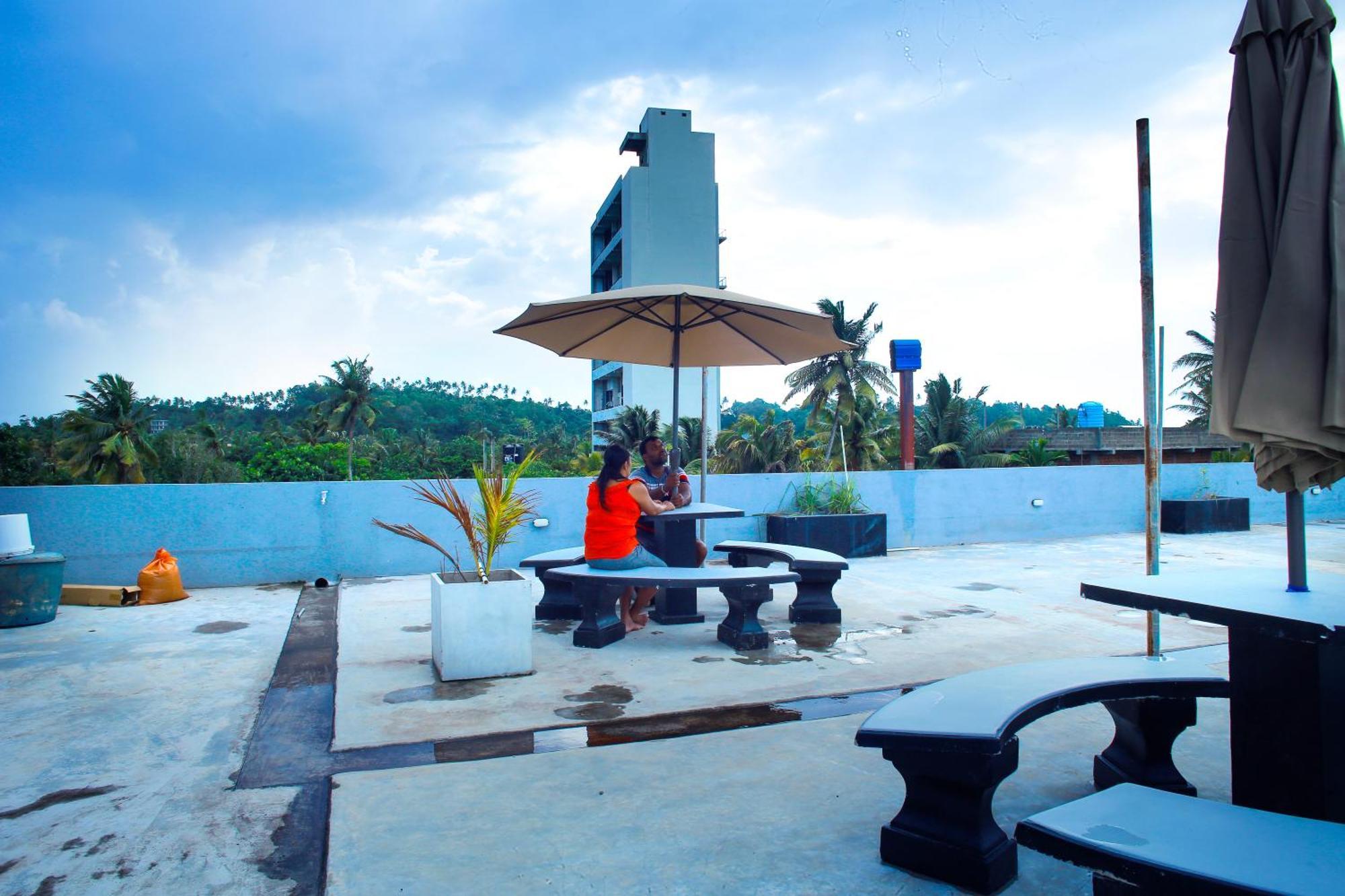 Isindu Sky Lodge Mirissa Zewnętrze zdjęcie